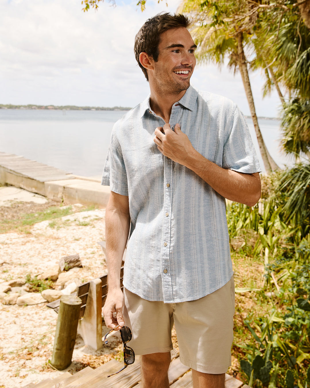 Oceanside Linen Shirt - Light Blue - image 3