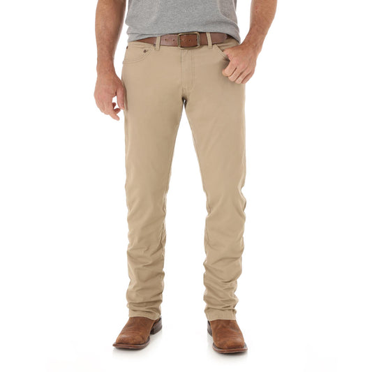 88MWZFN - Wrangler Retro® Slim Straight Jean - Fawn