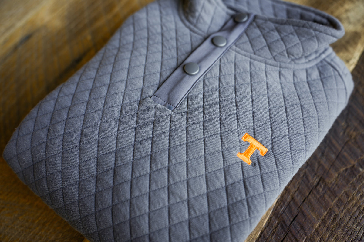 Power T Quilted Pullovers - Charcoal - Volunteer Traditions - photo 6