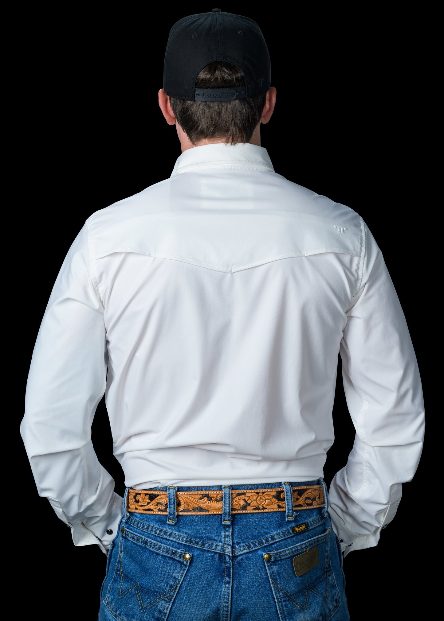 CORE - MEN'S WHITE LONG SLEEVE SNAP SHIRT