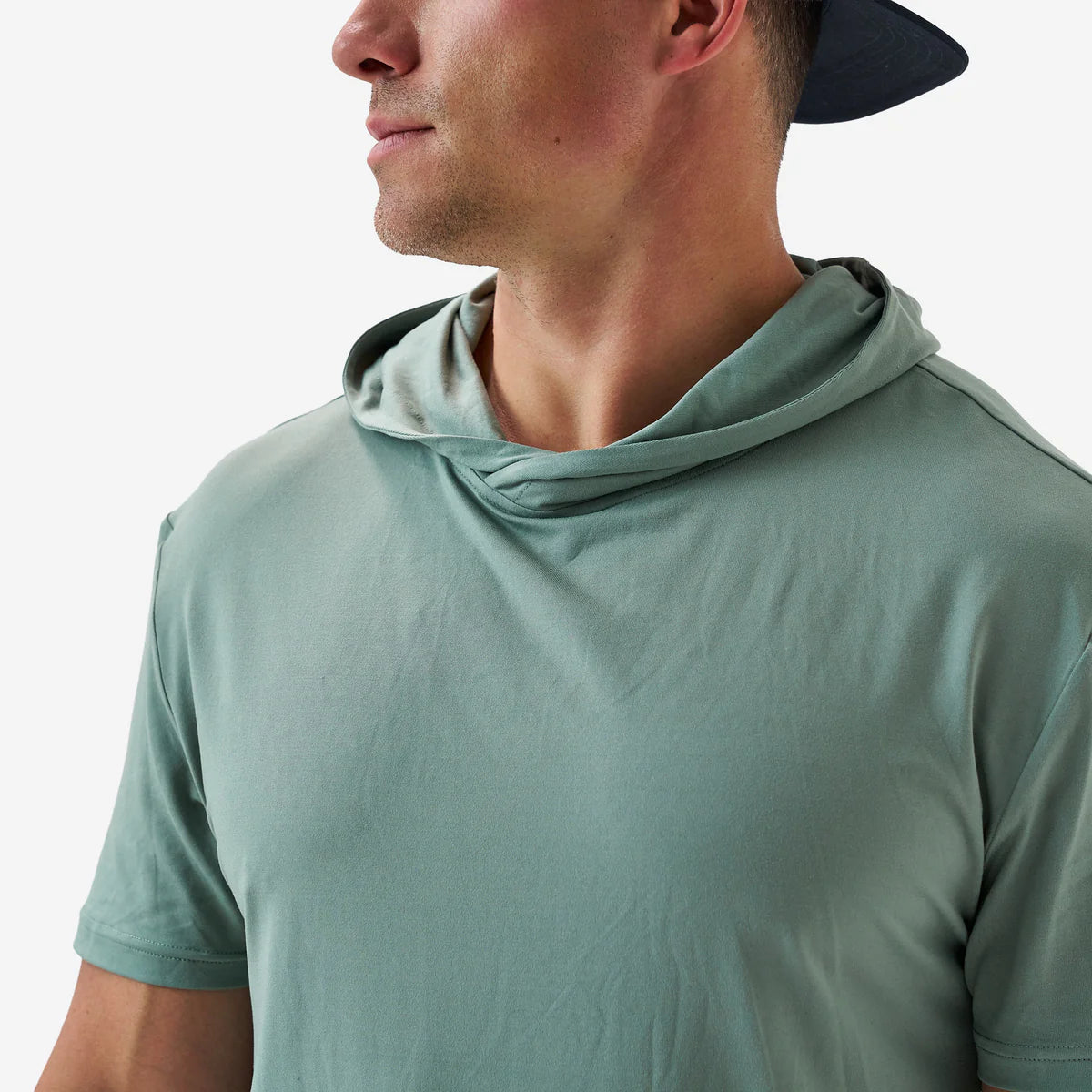 SHORT SLEEVE PERFORMANCE HOODIE