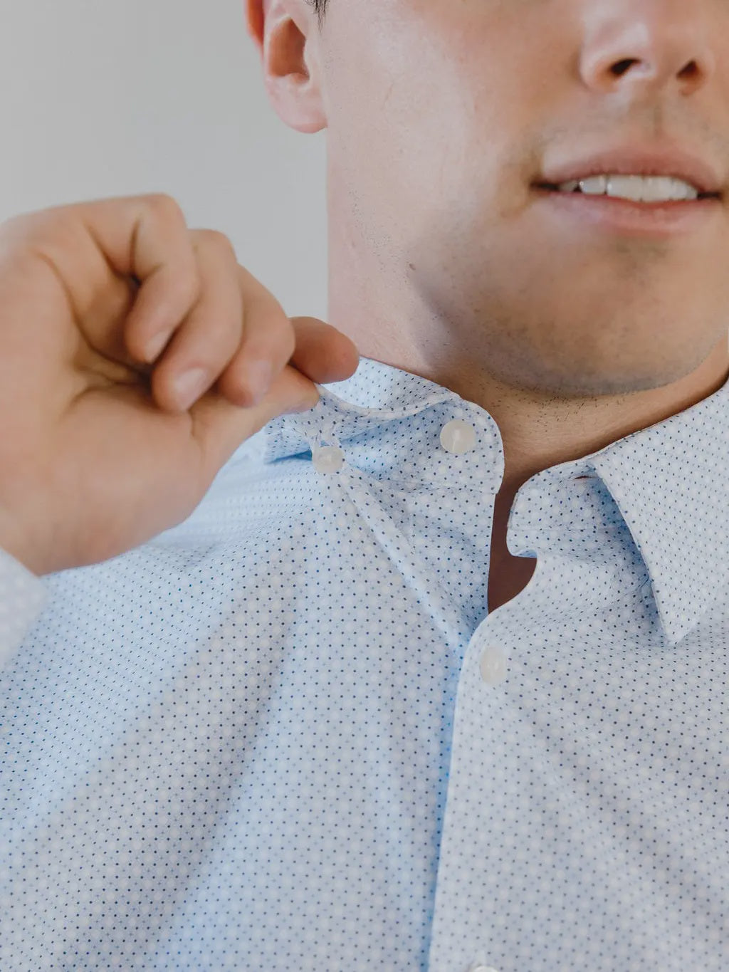 White Diamond Dot No Tuck LS Shirt