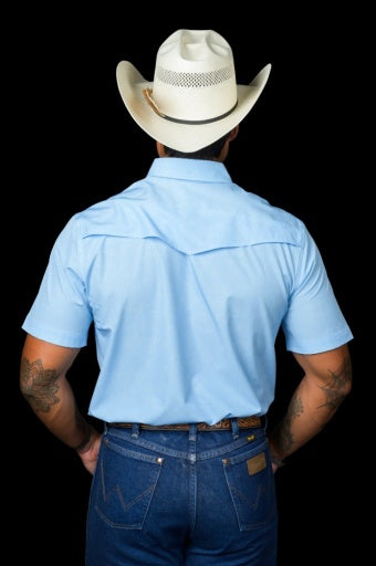 THE CARSON IN LIGHT BLUE - SHORT SLEEVE SNAP